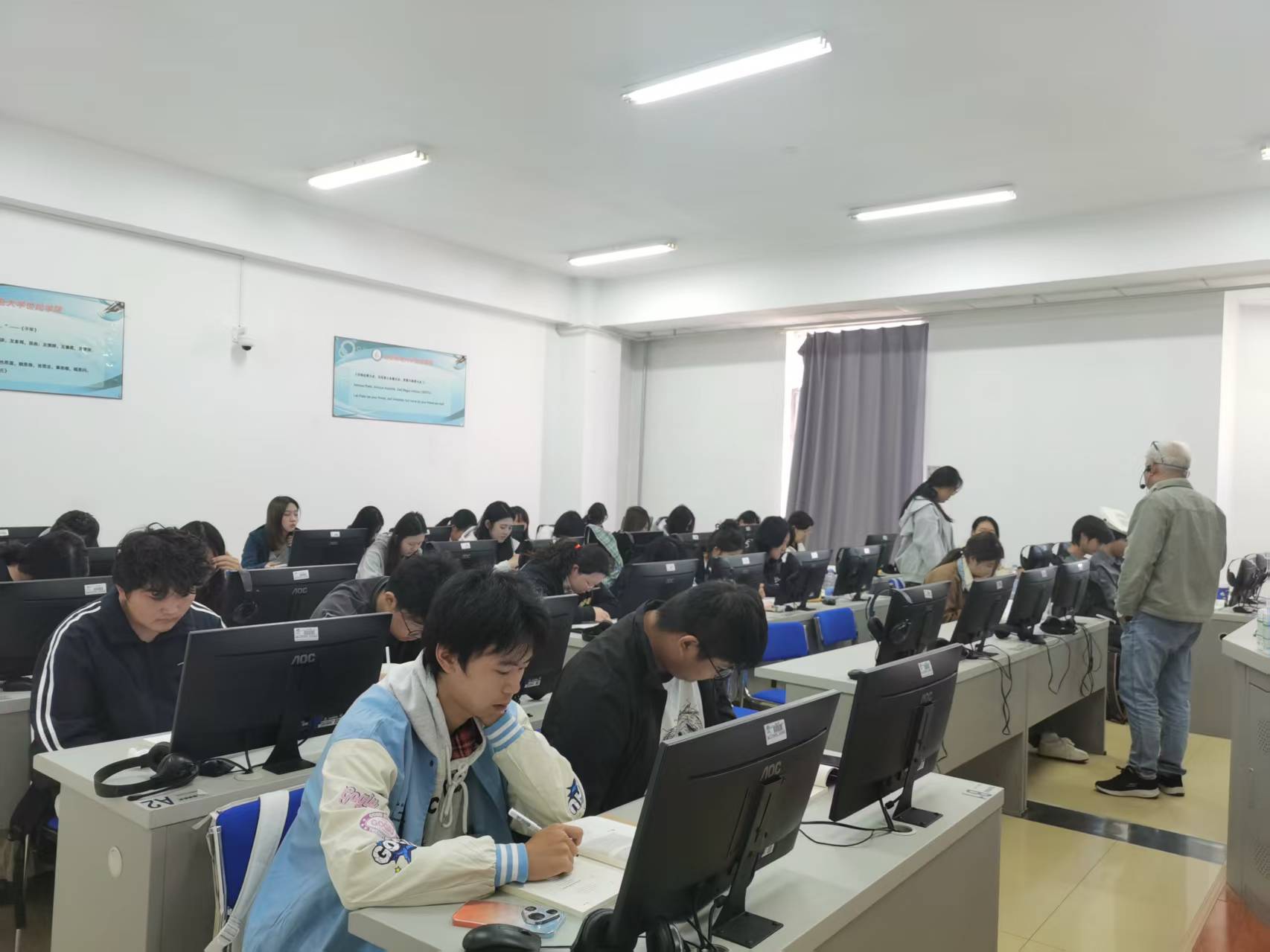 微信图片_20261010092021.jpg 微信图片_20261010092021.jpg